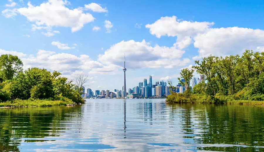 Toronto Islands waterway and city skyline